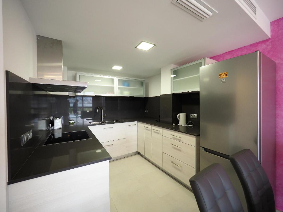 Inmosantos Oasis A3 Daire Roses Dış mekan fotoğraf